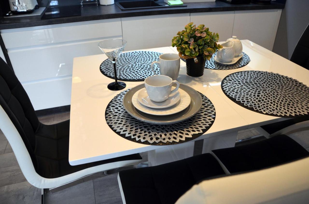 Apartament Deluxe 1 오시비엥침 외부 사진